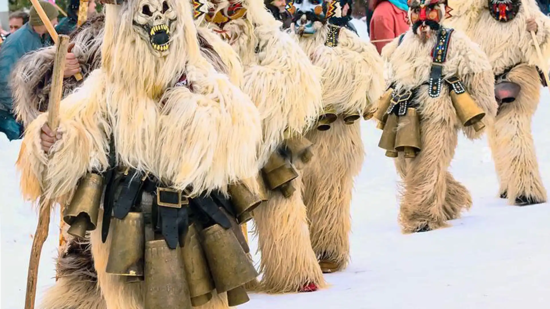 Isernia: Carnevale Europeo delle Maschere Zoomorfe, la seconda edizione a febbraio 2024. Organizzatori al lavoro.